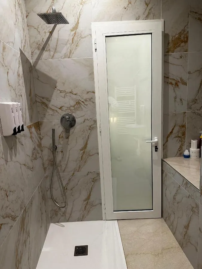 Quarto em Acomodações Particulares Apartment Wagner Milão